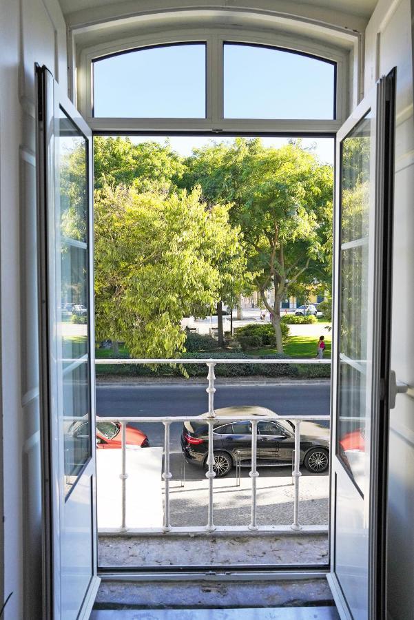 Casa St Yves - Sunny Flat In Setubal On Av Luisa Todi Apartment ภายนอก รูปภาพ
